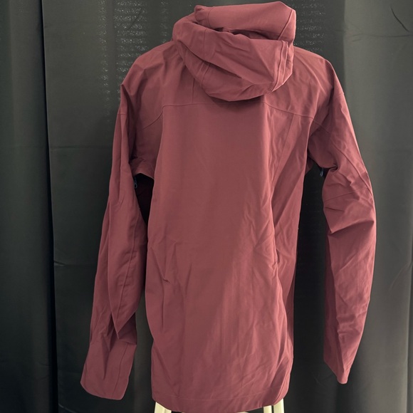 Women’s burgundy rain laminate Jacket - Picture 6 of 10